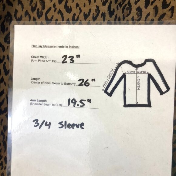 Vintage Chico's Design 100% Silk Cheetah Blouse Size 2 (Large) Button Up Top - Picture 3 of 9